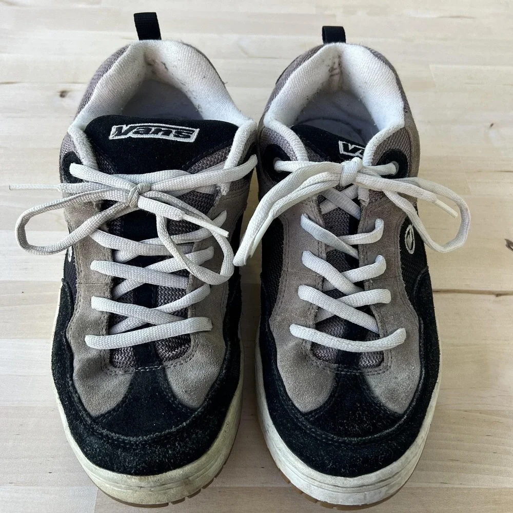 Vans Graph Shoes Womens Size‎ 11 Black Gray Skate Leather Retro Sneakers Chunky